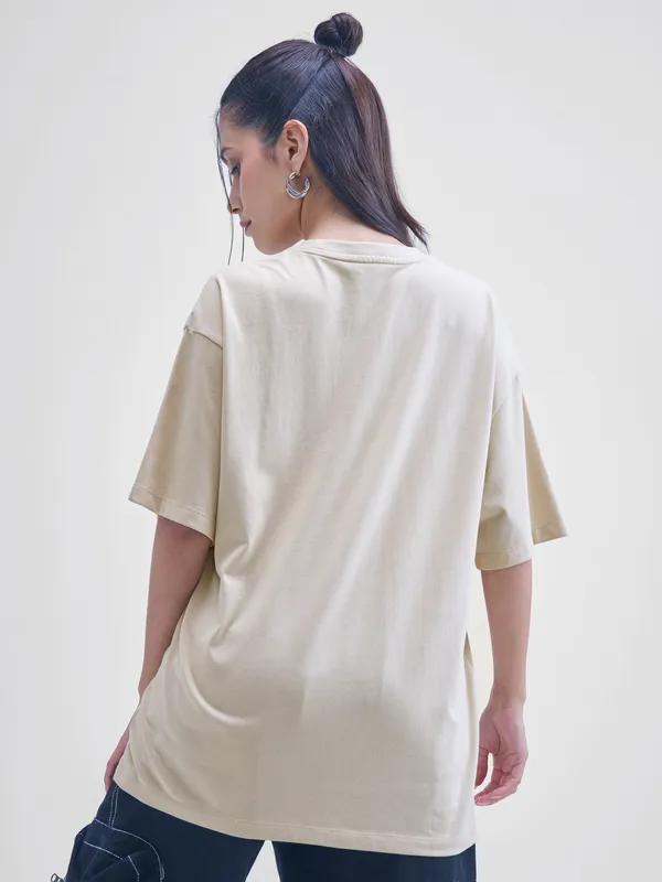 Street By Tokyo Talkies Women Beige Printed Round Neck Oversized Fit T-Shirt