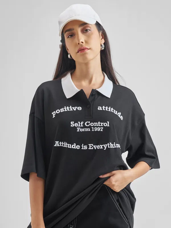 Street By Tokyo Talkies Women Black Printed Polo Collar Oversized Fit Polo T-Shirt