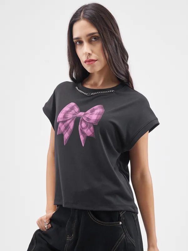 Street By Tokyo Talkies Women Black Printed Round Neck T-Shirt