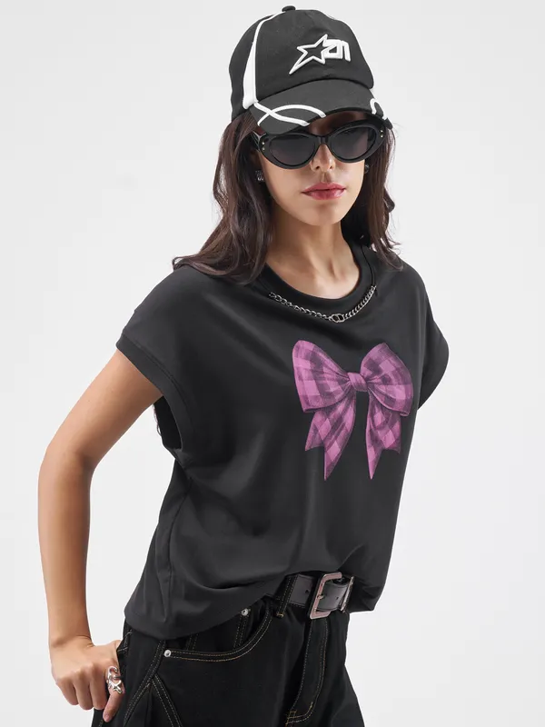 Street By Tokyo Talkies Women Black Printed Round Neck T-Shirt