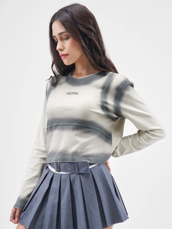 Street By Tokyo Talkies Women Beige Solid Round Neck T-Shirt