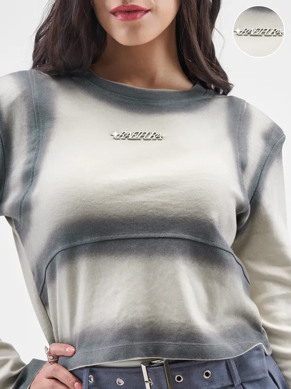 Street By Tokyo Talkies Women Beige Solid Round Neck T-Shirt