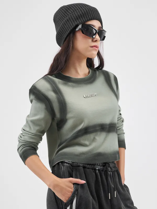 Street By Tokyo Talkies Women Olive Solid Round Neck T-Shirt