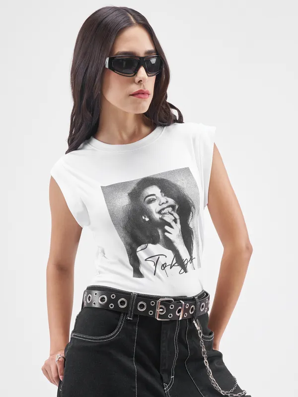 Street By Tokyo Talkies Women White Printed Round Neck T-Shirt