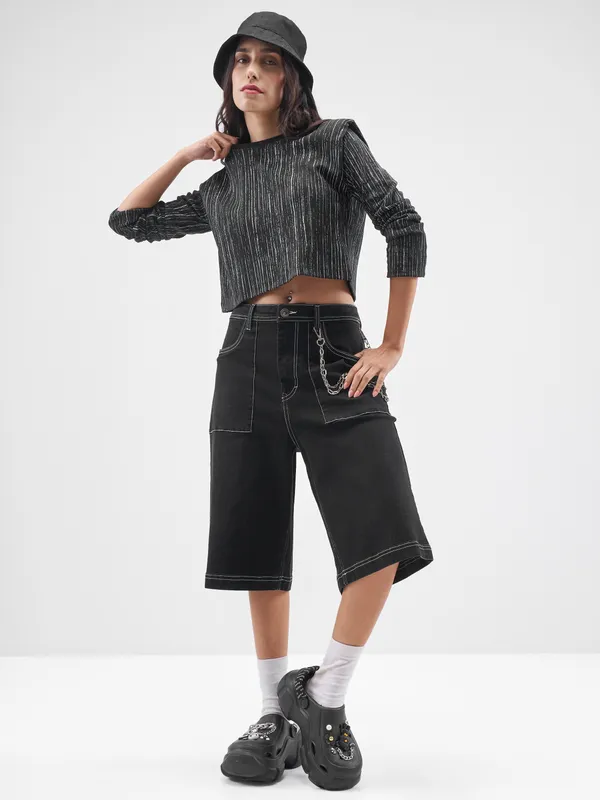 Tokyo Talkies Women Black Printed Round Neck T-Shirt