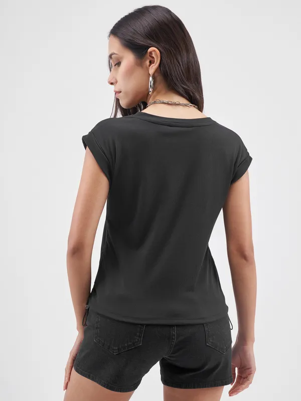 Street By Tokyo Talkies Women Black Printed Round Neck T-Shirt