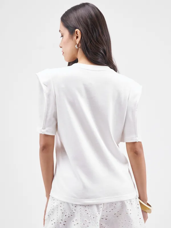 Tokyo Talkies Women White Applique Round Neck T-Shirt