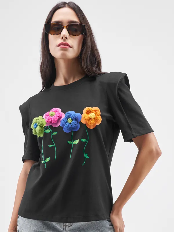 Applique Regular Fit T-Shirt