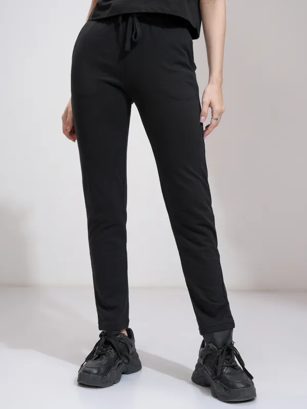 Women Slim Fit Track Pant