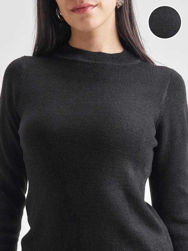  Tokyo Talkies Women Black Round Neck Sweaters
