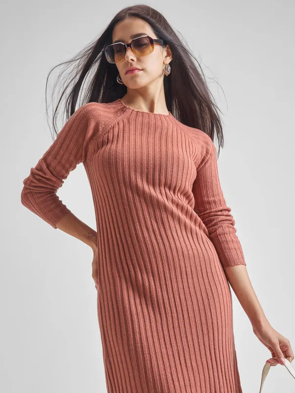 Women Solid Sweaters