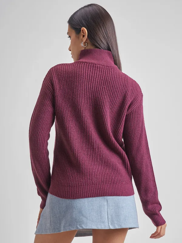 Women Solid Sweaters