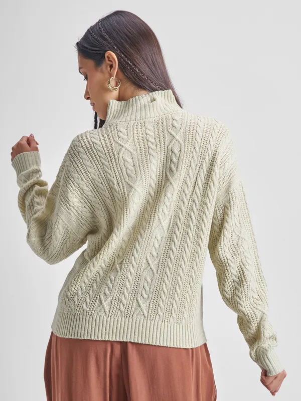 Women Solid Sweaters