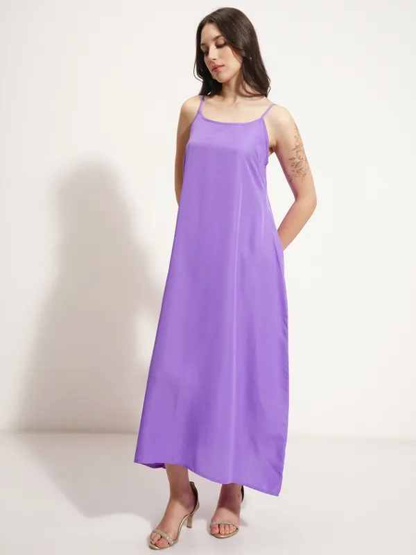 Vishudh Women Lavender Embellished Maxi Dress