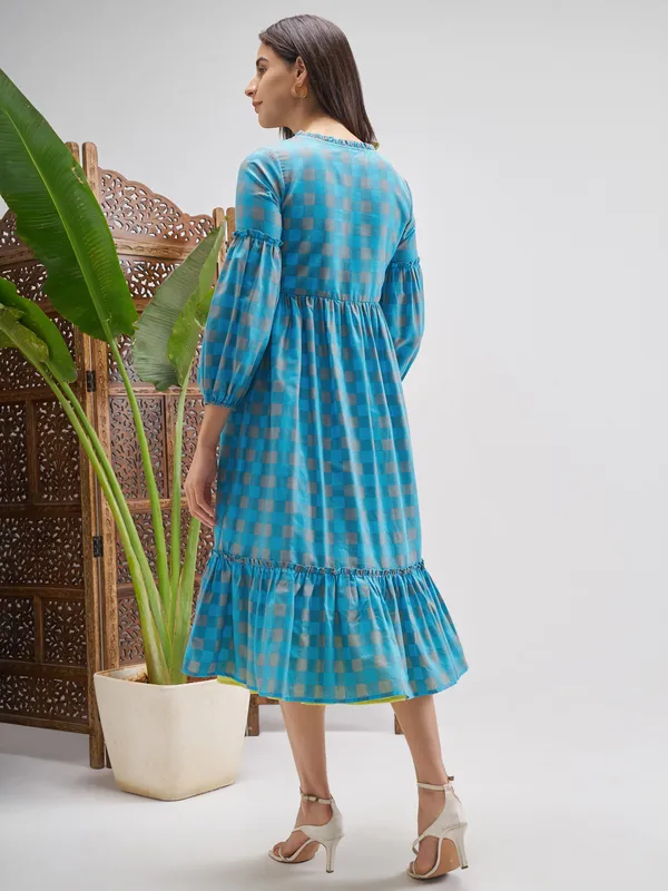 Vishudh Women Blue Checked Fit and Flare Dress