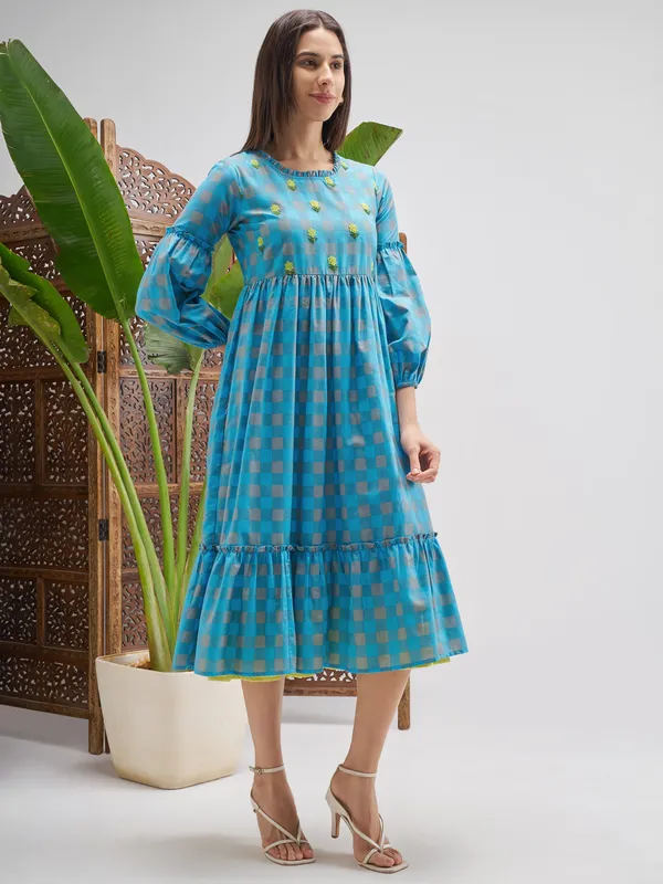 Vishudh Women Blue Checked Fit and Flare Dress