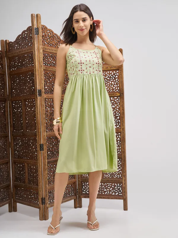 Vishudh Women Green Embroidered Fit and Flare Dress
