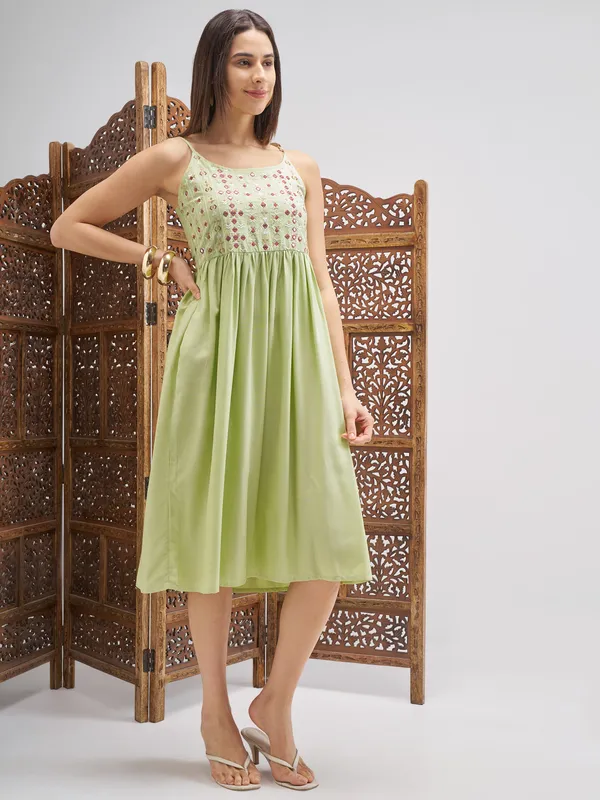 Vishudh Women Green Embroidered Fit and Flare Dress