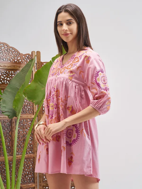 Vishudh Women Pink Printed Fit and Flare Dress