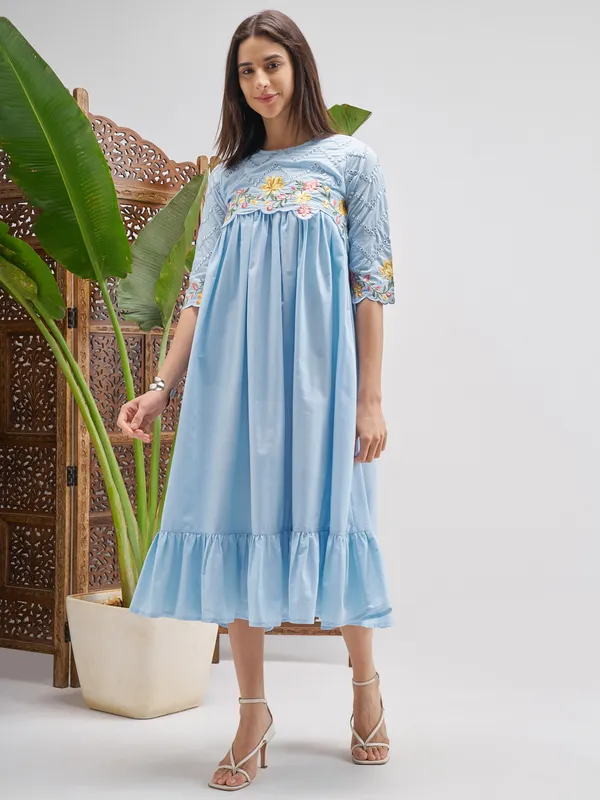 Vishudh Women Blue Embroidered Fit and Flare Dress