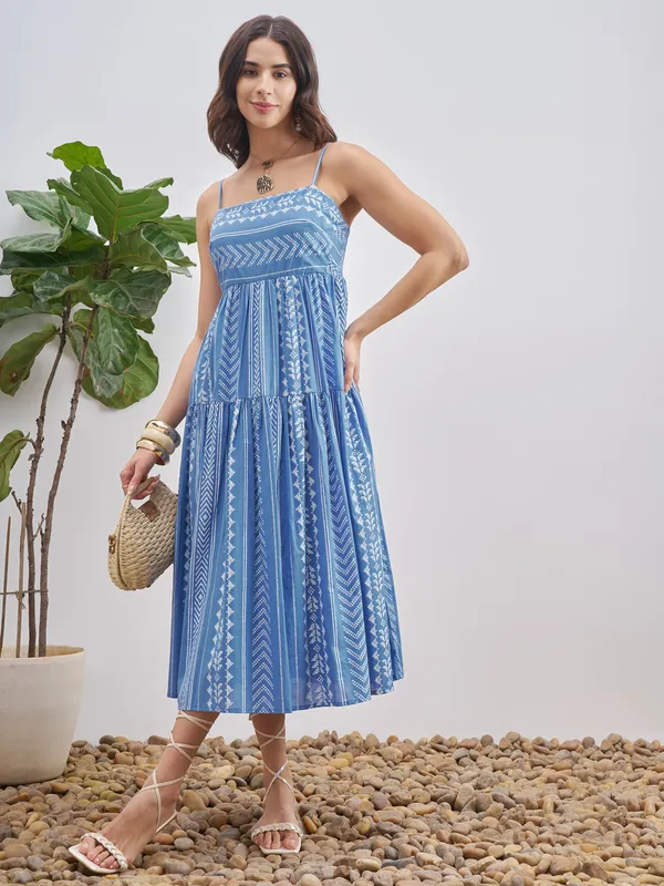 Vishudh Women Blue Self Design A-Line Dress