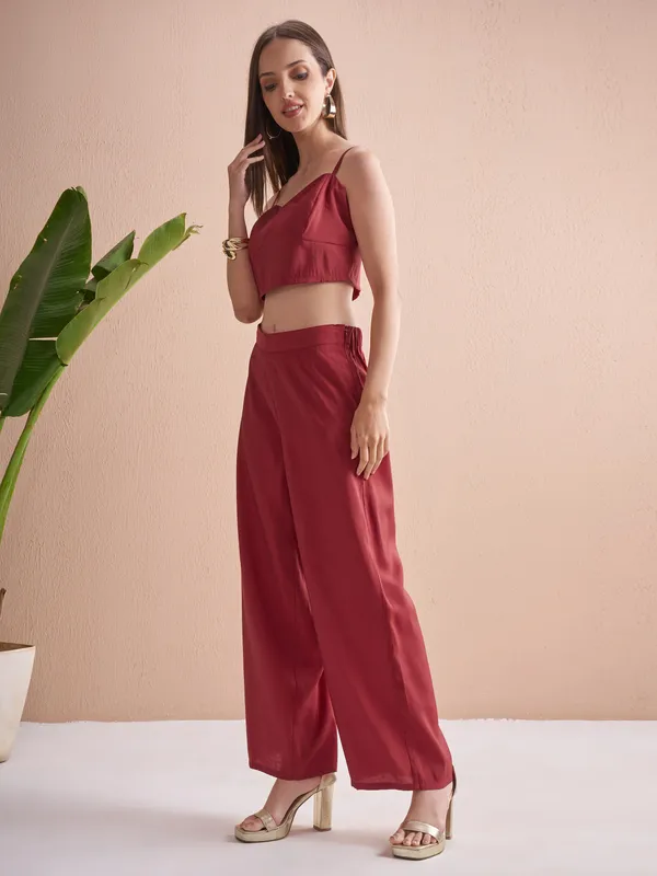 Vishudh Women Red Top With Palazzos