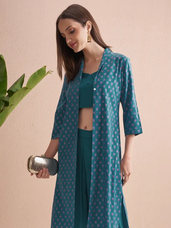 Vishudh Women Blue Top With Palazzos