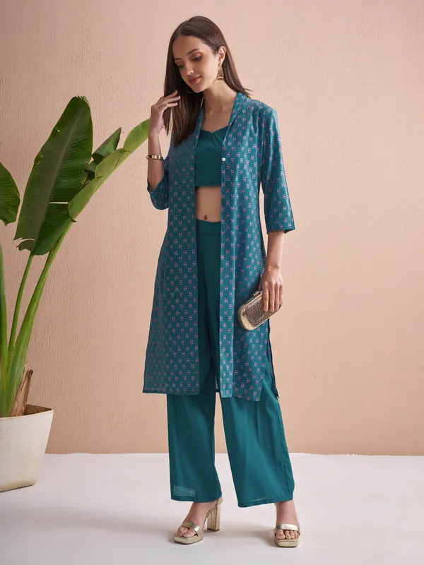 Vishudh Women Blue Top With Palazzos