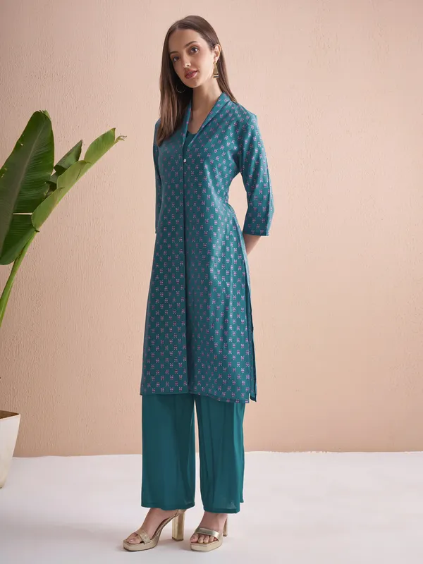 Vishudh Women Blue Top With Palazzos