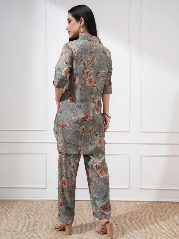 Vishudh Women Maroon Tunic With Trouser