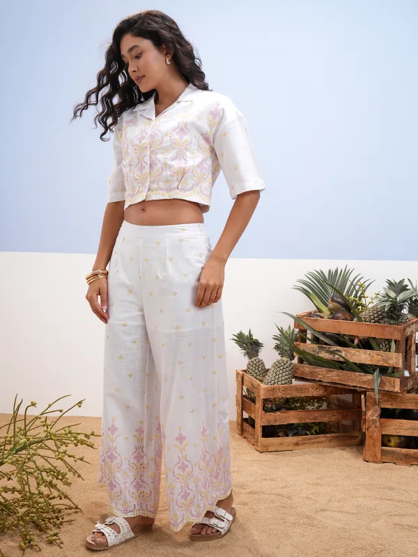 Vara By Vishudh Women White Schiffli Co-Ord Set With Notch Collar Crop Top And Wide Palazzo