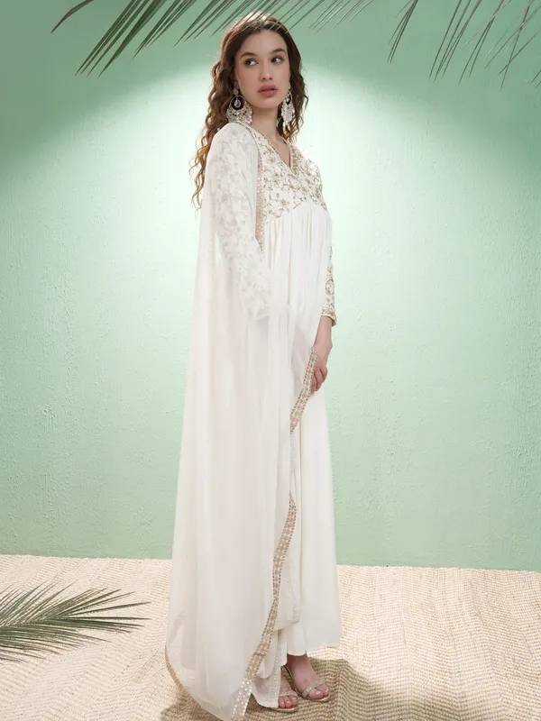 Vishudh Women Off White Embroidered Maxi Dress