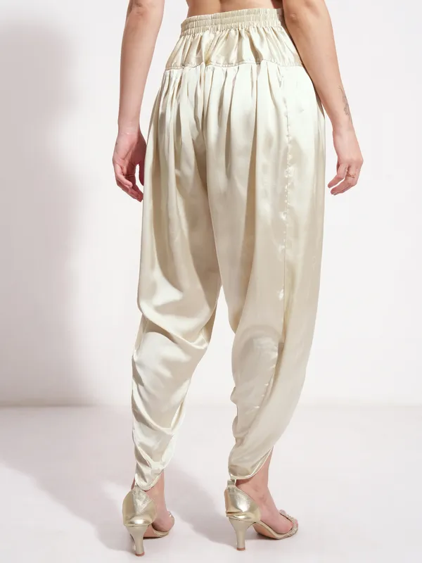 Solid Regular Fit Casual Trouser