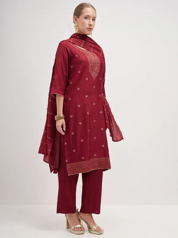 Vishudh Women Maroon Embroidered Kurta And Trouser With Dupatta
