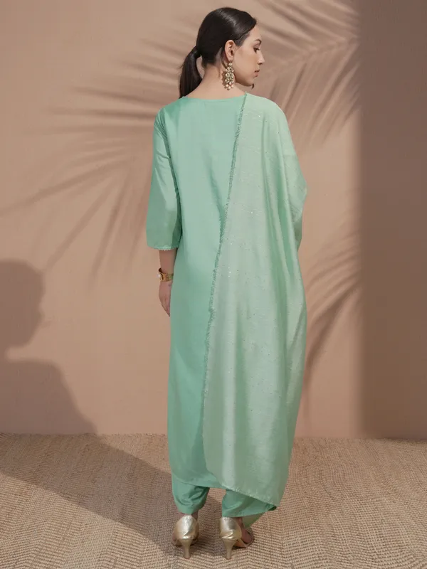 Women Kurta With Trouser And Dupatta