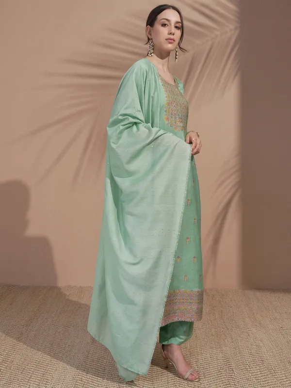 Women Kurta With Trouser And Dupatta