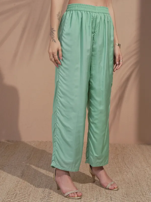 Women Kurta With Trouser And Dupatta