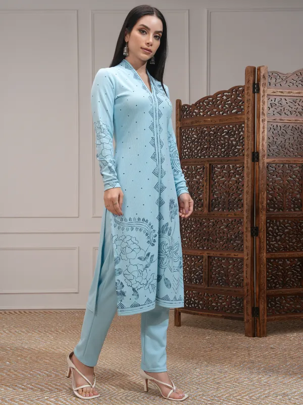 Vishudh Women Blue Women Kurta With Trousers