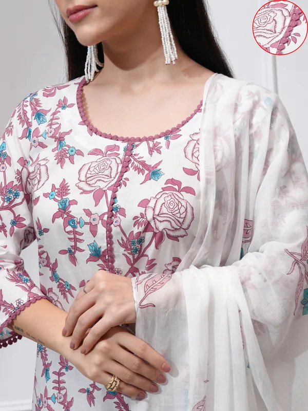 Vishudh Women Mauve Kurta With Trousers And Dupatta