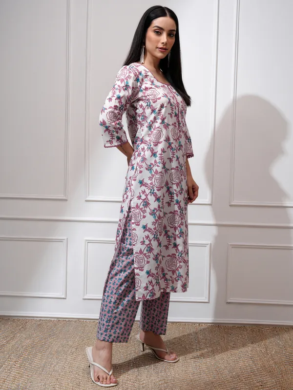 Vishudh Women Mauve Kurta With Trousers And Dupatta