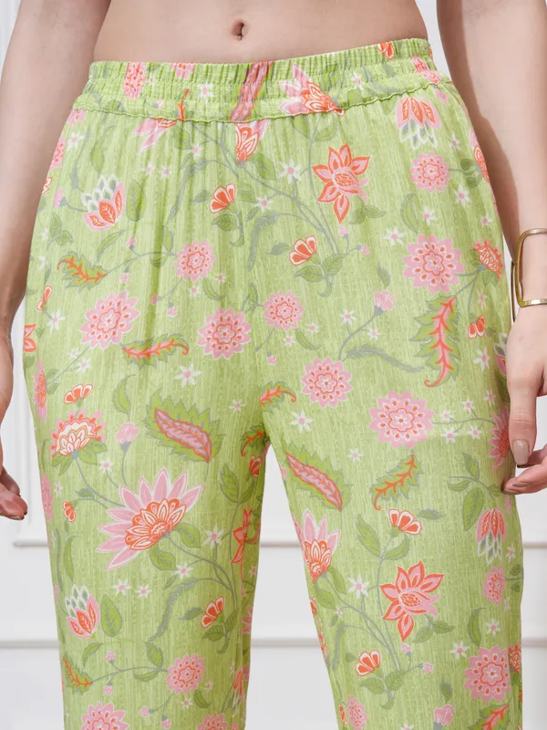 Vishudh Women Lime Green Kurta With Trouser