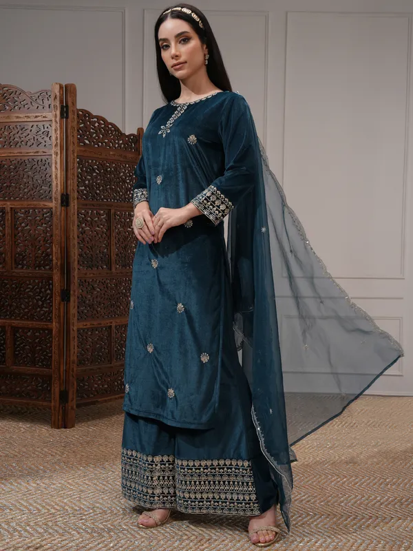 Vishudh Women Teal Embroidered Kurta With Trouser And Dupatta