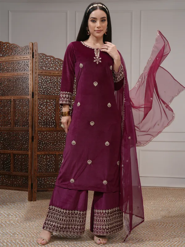 Vishudh Women Burgundy Women Kurta With Trousers And Dupatta