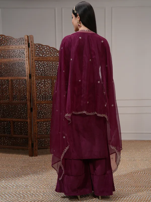 Vishudh Women Burgundy Women Kurta With Trousers And Dupatta