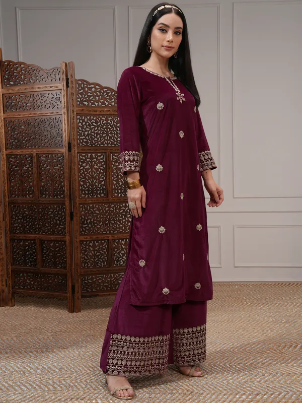Vishudh Women Burgundy Women Kurta With Trousers And Dupatta