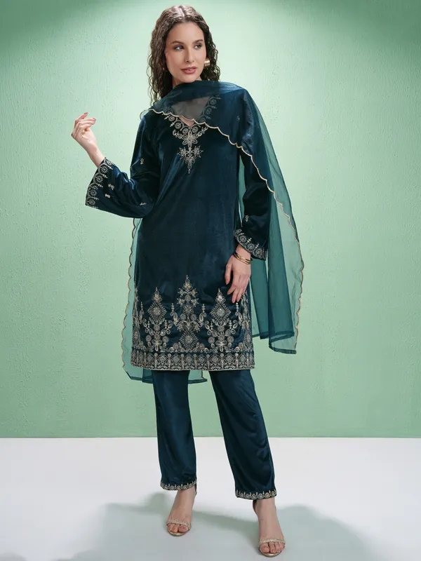 Vishudh Women Teal Embroidered Kurta With Trousers And Dupatta