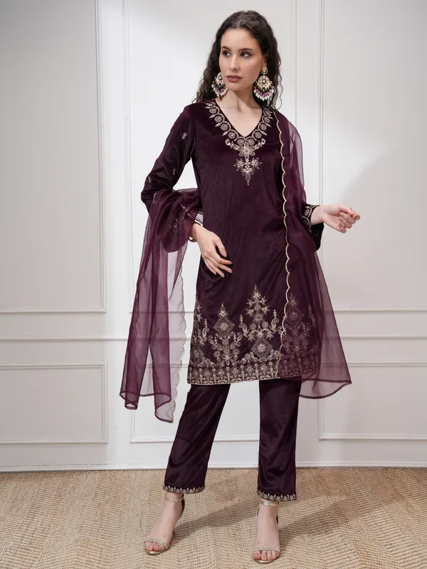 Vishudh Women Purple Kurta With Trouser And Dupatta