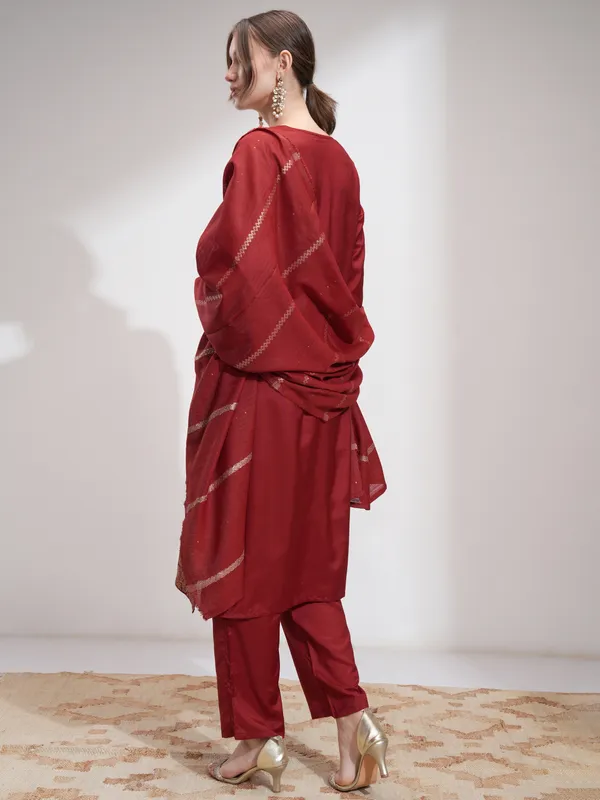 Vishudh Women Red Kurta With Trouser And Dupatta