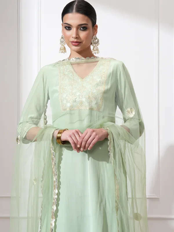 Vishudh Women Green Embroidered Kurta With Trousers And Dupatta