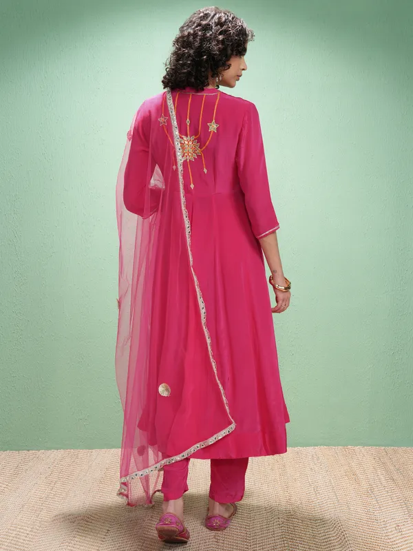 Women Kurta With Trouser And Dupatta